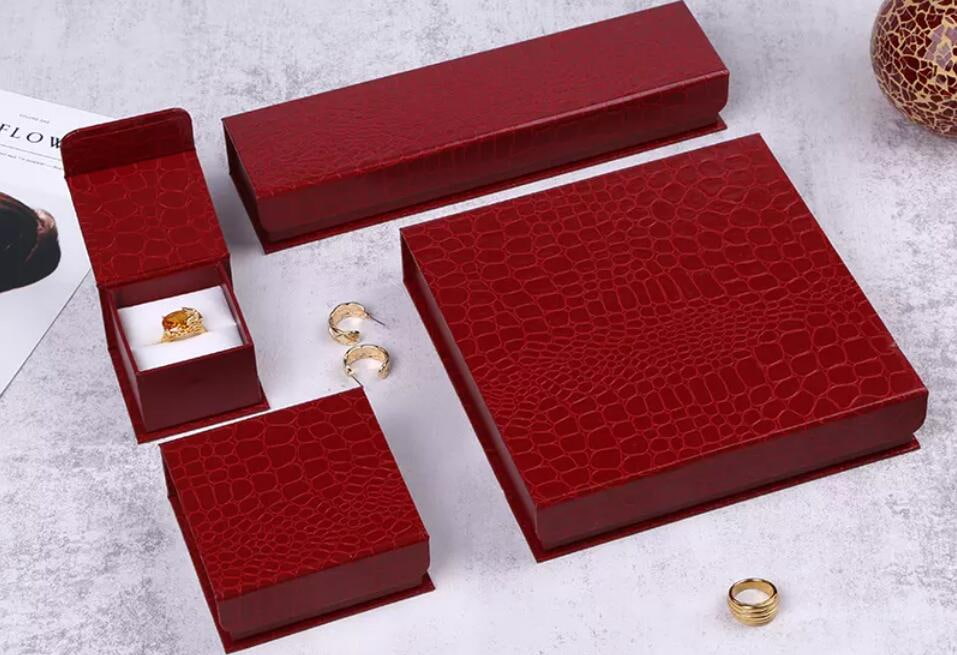 The 2026 Playbook for Elevating Jewelry Brands: How Packaging Can Amplify Your Brand's Influence