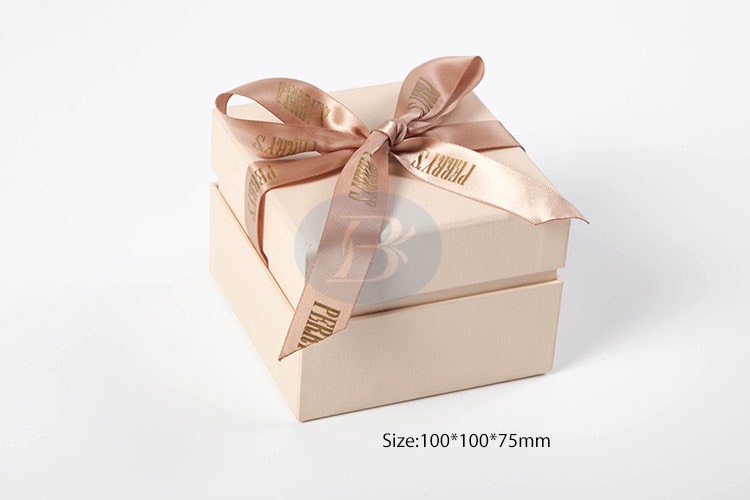 custom paper jewelry boxes factory