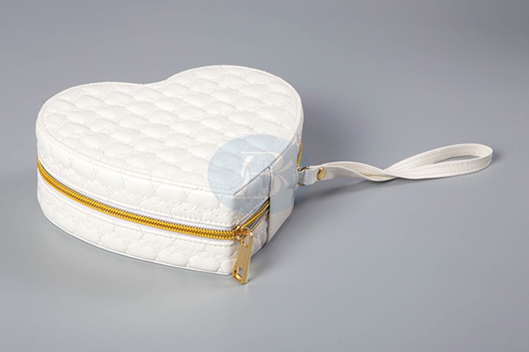 custom leather jewellery box