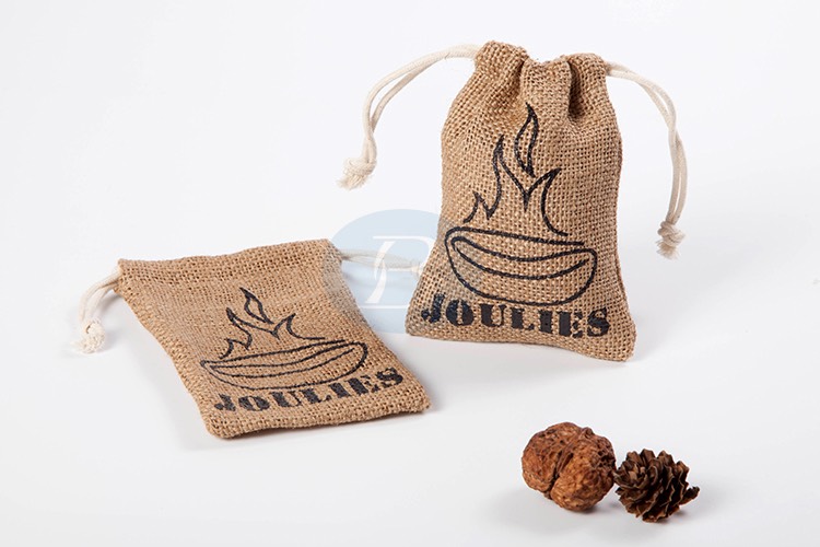 custom jute jewelry pouches