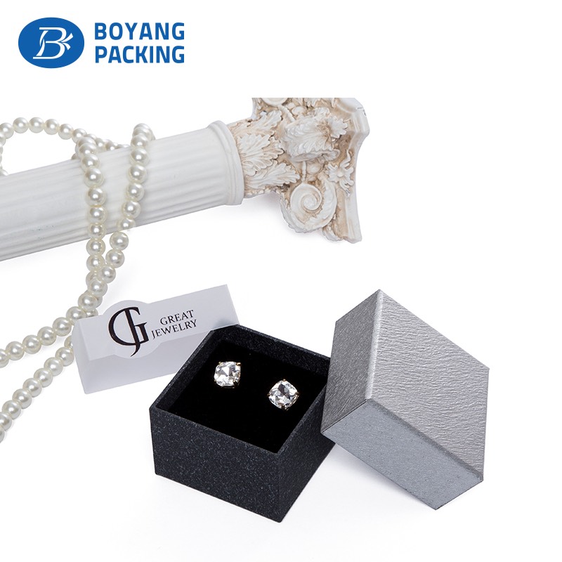 A professional custom jewelry boxes wholesale factory