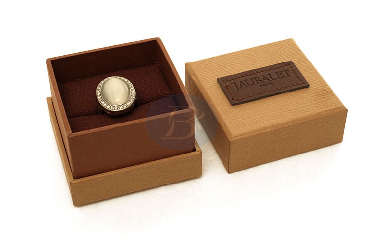 custom pretty jewellery box