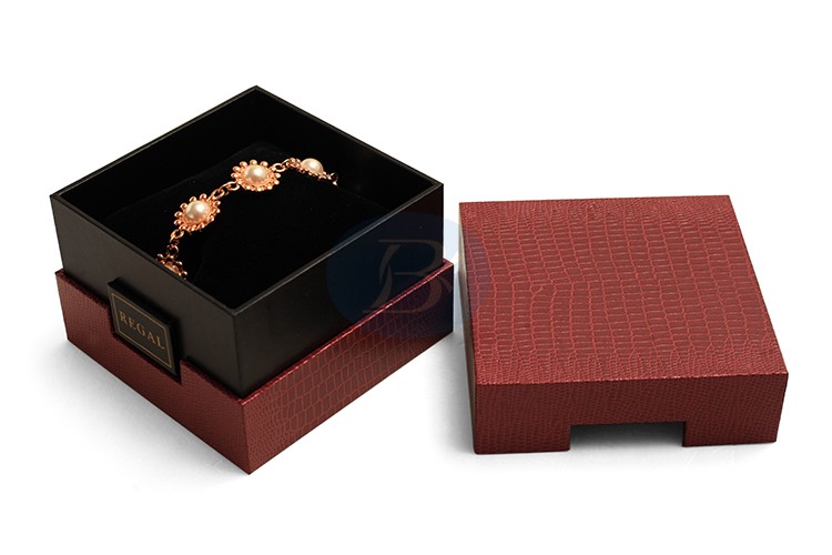 custom paper jewelry boxes