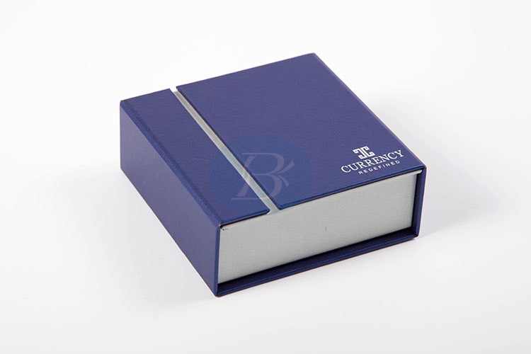 custom jewelry box manufacturers