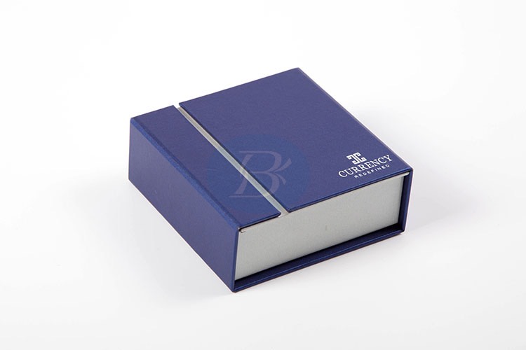 custom jewelry box manufacturers