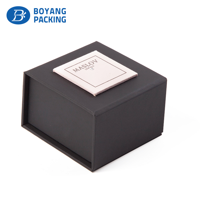 Custom luxury jewelry boxes, printed paper jewelry box manufacturers
