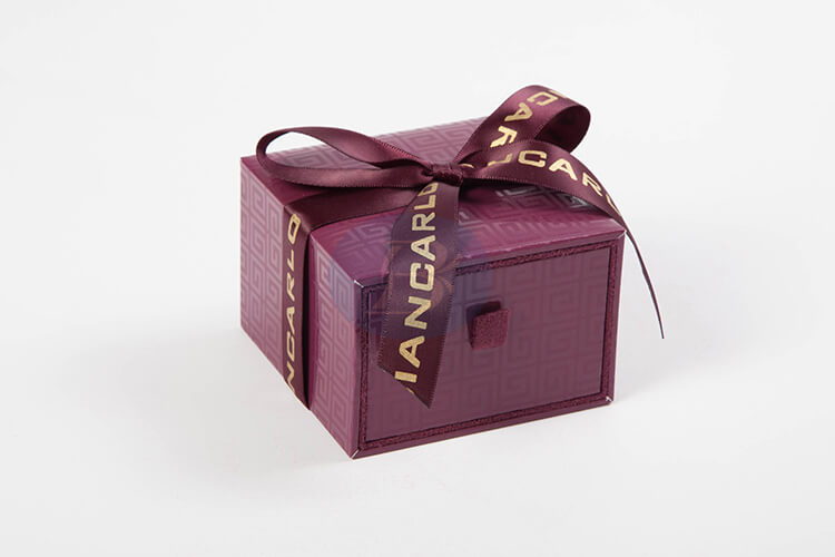Customized jewelry box