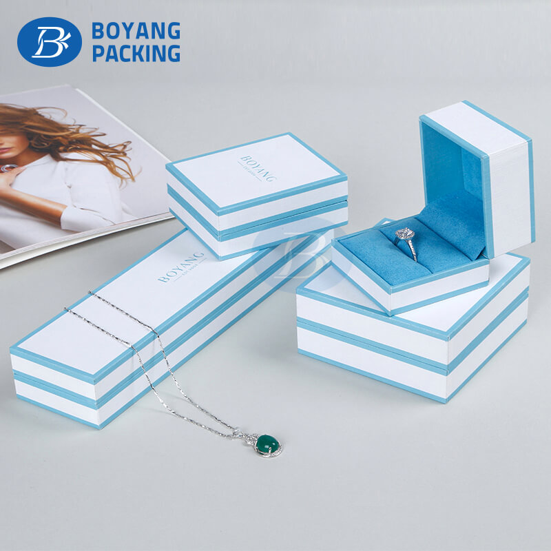 Velvet jewelry boxes wholesale, jewellery box manufacturers