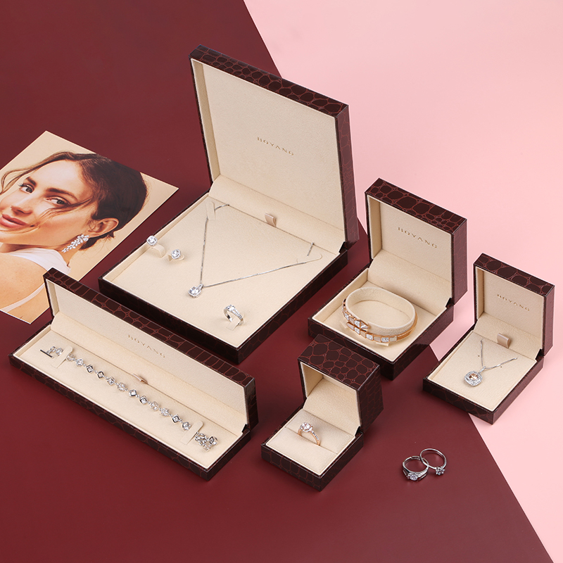 Custom Logo Luxury Jewelry Storage Small Unique Wedding Necklace Packaging Jewelry Gift Box