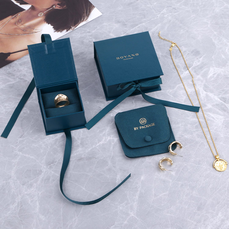 Custom luxury engagement ring box jewellery packaging, jewellery ring box