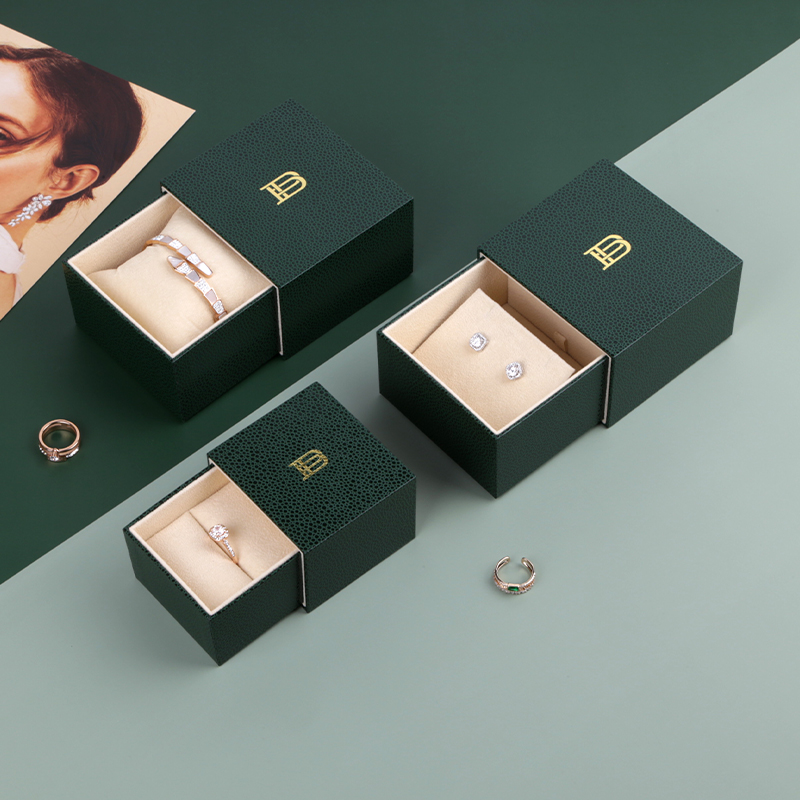 Factory Hot Sale Product Quality Luxury Display Small Paper Custom Engagement Ring Box for Rings Package