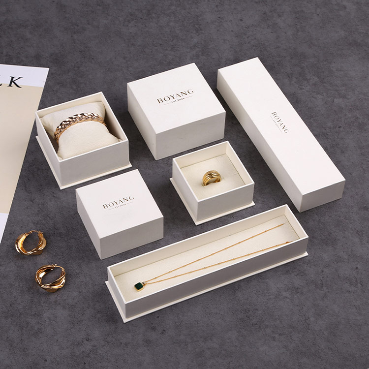 Romantic custom logo wholesale unique ring box for proposal