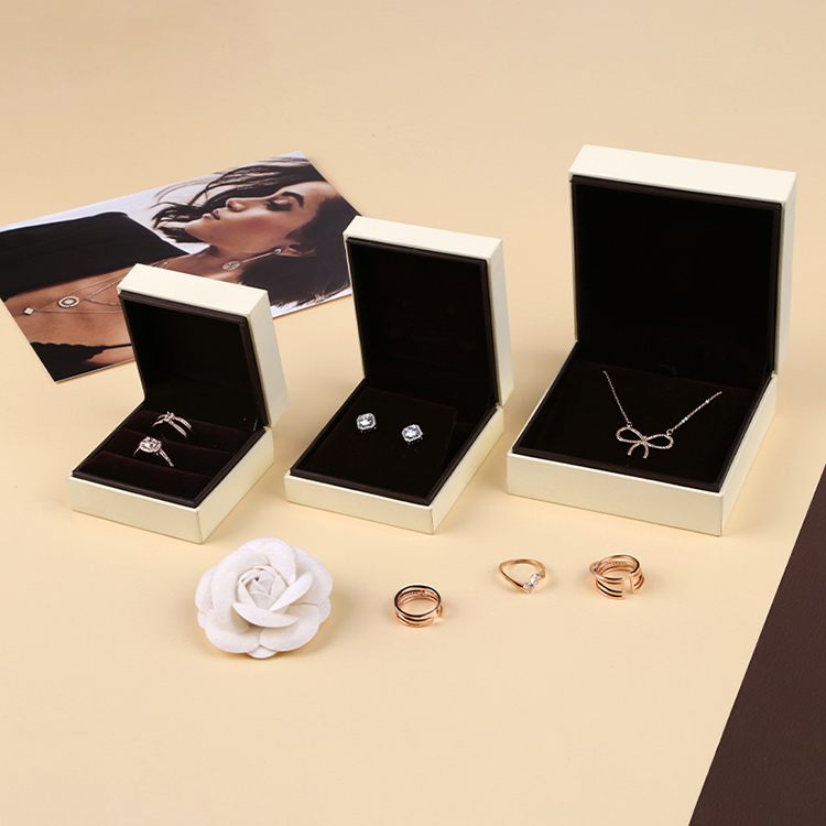 Custom beautiful exquisite ring plastic box for women