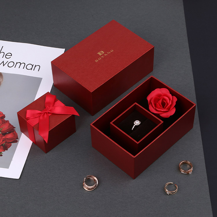 Red wholesale unique engagement ring boxes packaging with rose