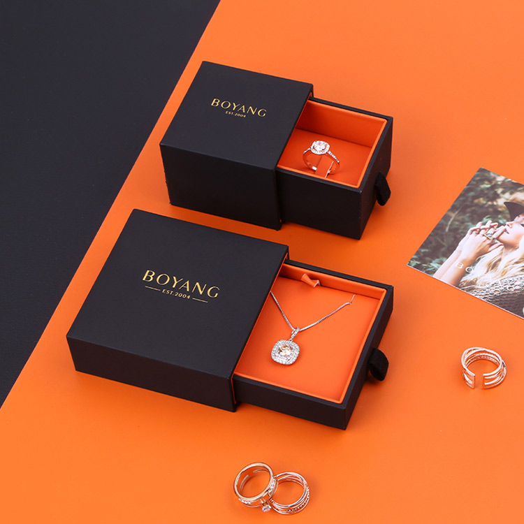 Low price small present custom sliding drawer necklace box 
