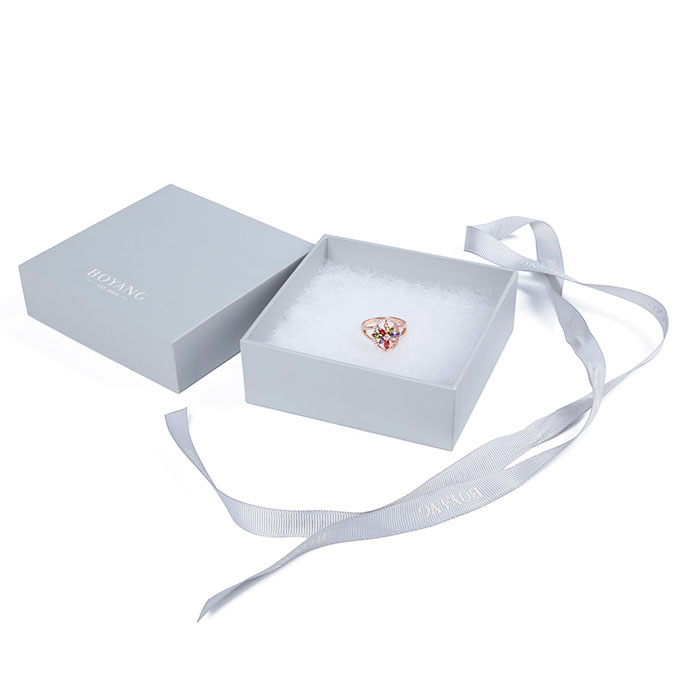 Design different types custom jewelry gift packaging box.