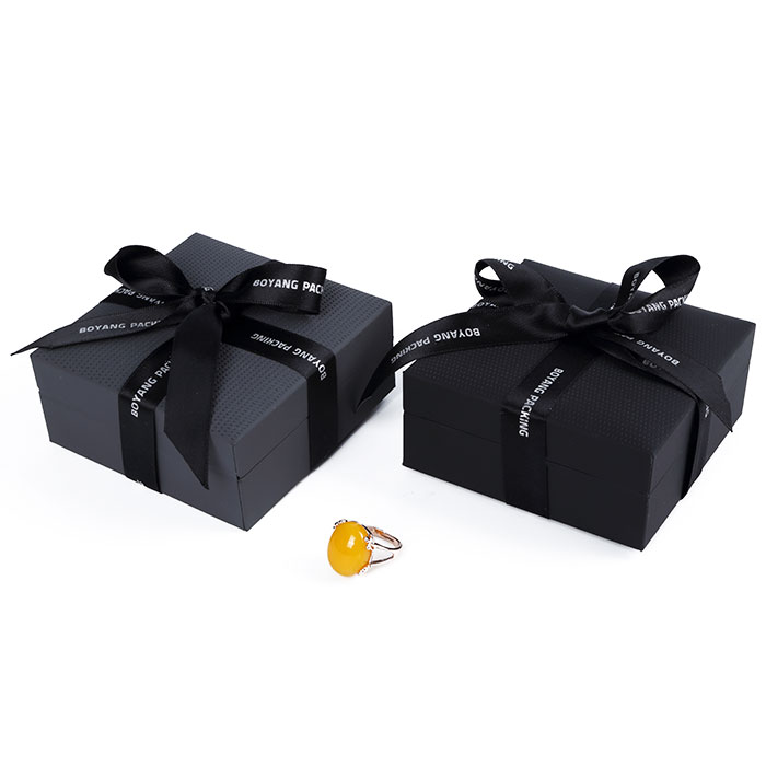 China customized logo box manufacturer, custom plastic jewelry boxes