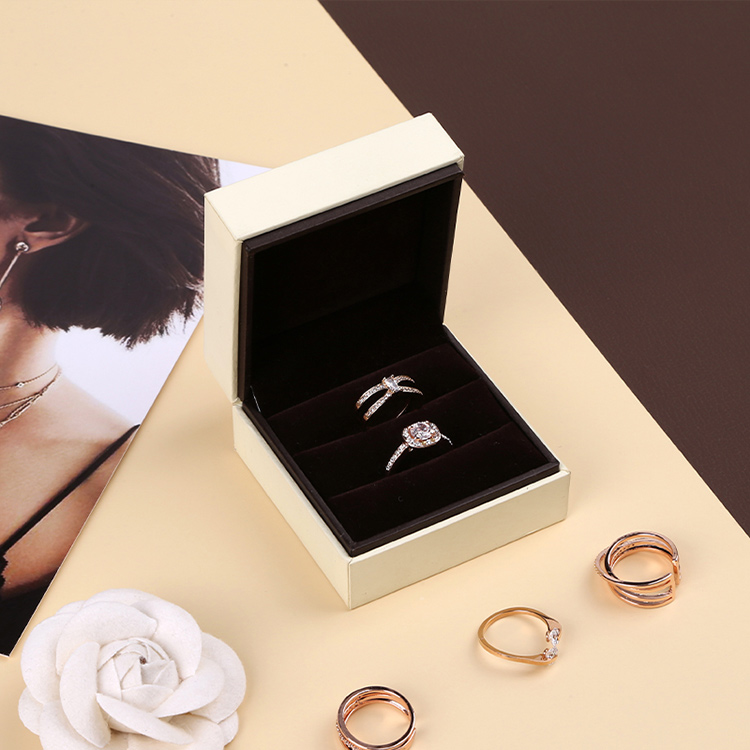High-End wholesale velvet gift earrings plastic box