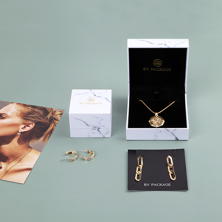 Luxury european women new style custom necklace jewelry gift plastic box