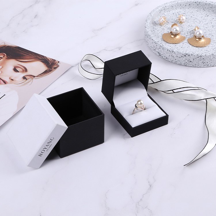 Wholesale new arrival custon logo bracelet jewelry gift box with ribbon