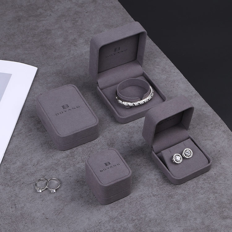 New design luxury gray pendant necklace gift box wholesale