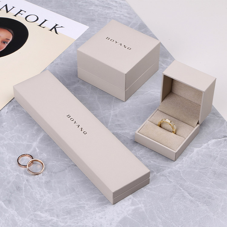 Classic design hot sale custom ring pop engagement ring box packaging