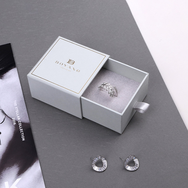 Exquisite recyclable cardboard drawer custom small necklace gift box for her