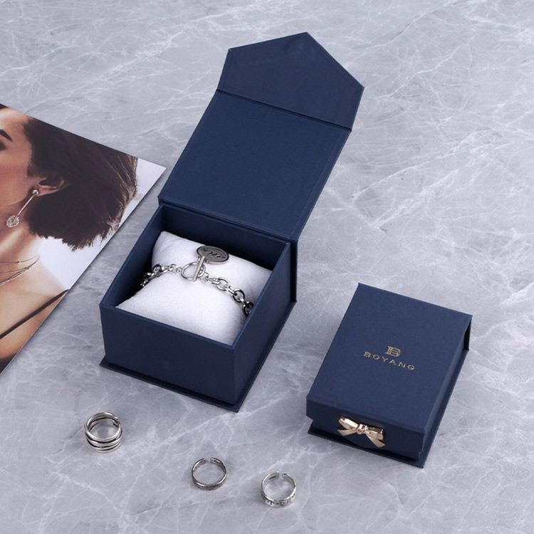 Pop book style luxury magnetic engagement wedding custom ring gift box