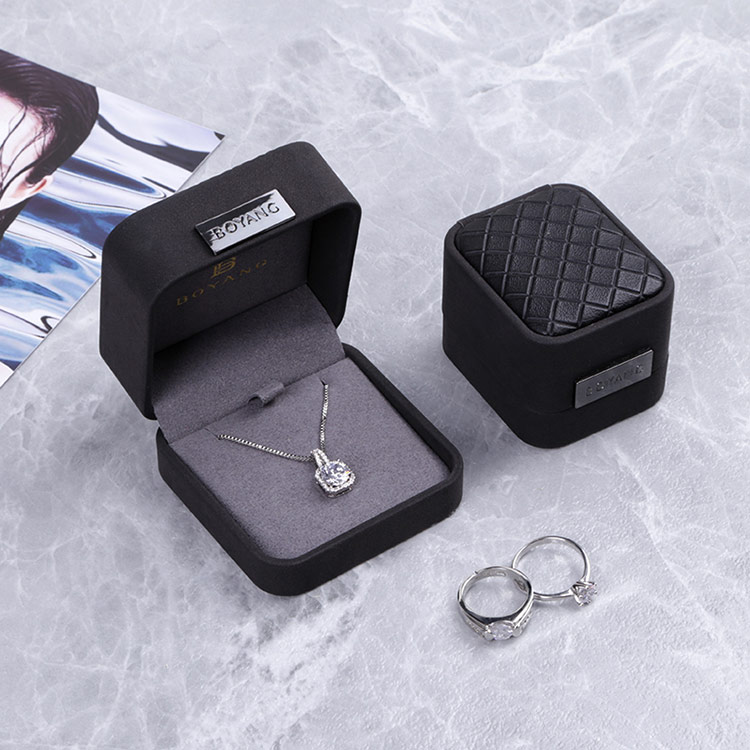 Chinese manufacturers valentine's day hot selling custom bracelet box packaging