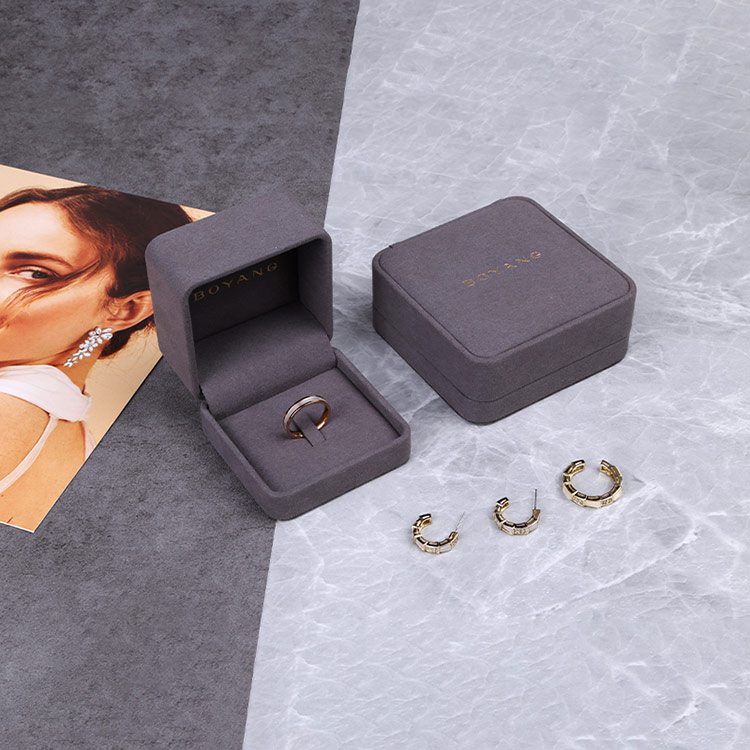 Hot selling empty best velvet luxury custom necklace gift box