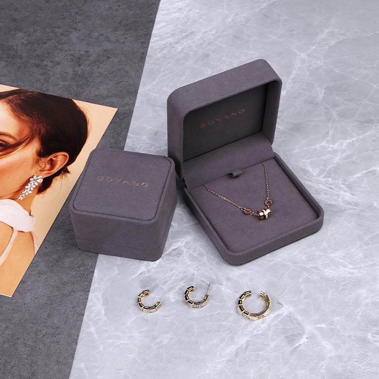 Romantic wedding custom unique engagement ring boxes with logo