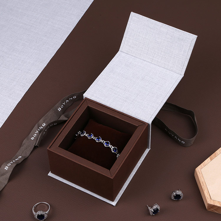 Beautiful wholesale magnetic gift small ring jewelry box with ribbon