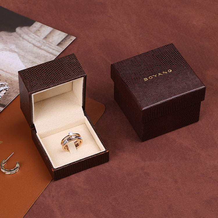 Surprise custom luxury brown bracelet gift box packaging