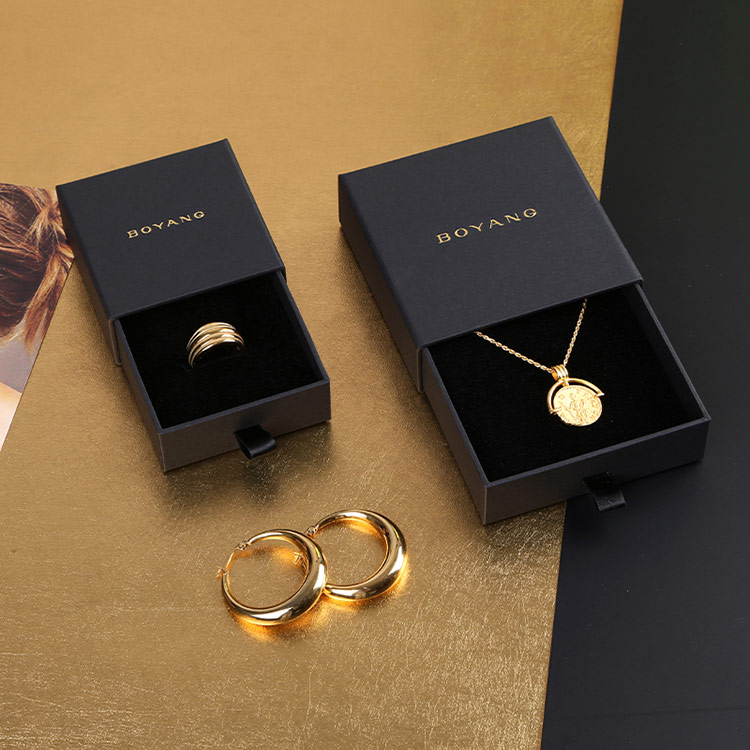 Factory wholesale gift packaging black drawer custom pendant box