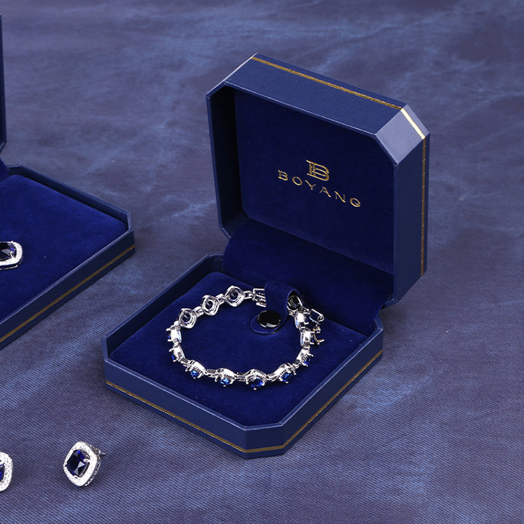 Wedding valentine's gift personalized luxury custom proposal ring box