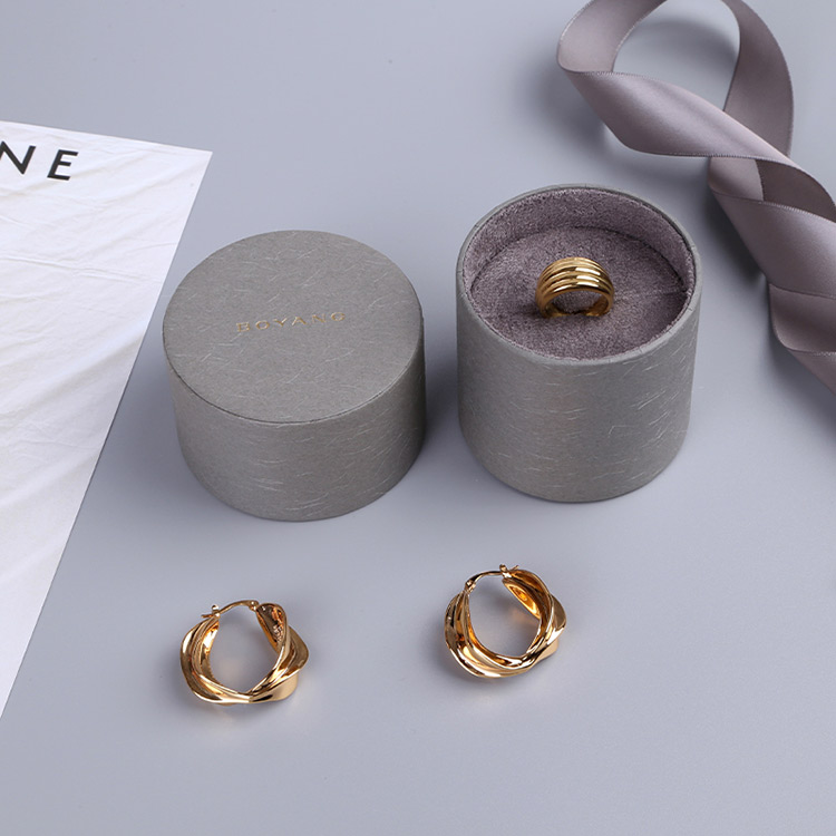 Best luxury custom logo round engagement ring gift box with ribbon