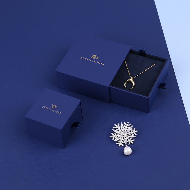 Hot Selling elegant sliding drawer blue custom chain bracelet gift box 