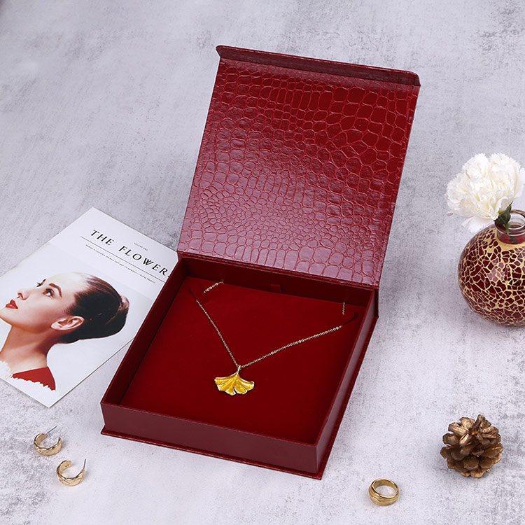 Red magnetic custom wedding ring gift box for ceremony