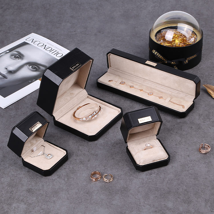 Birthday surprise black long best custom pearl necklace gift box with label