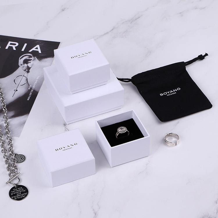 Birthday surprise custom logo white paper cardboard prayer box bracelet