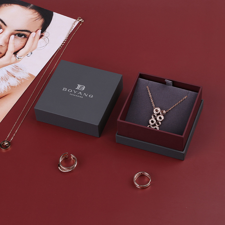 Romantic holiday custom jewelry bracelet storage gift boxes packaging