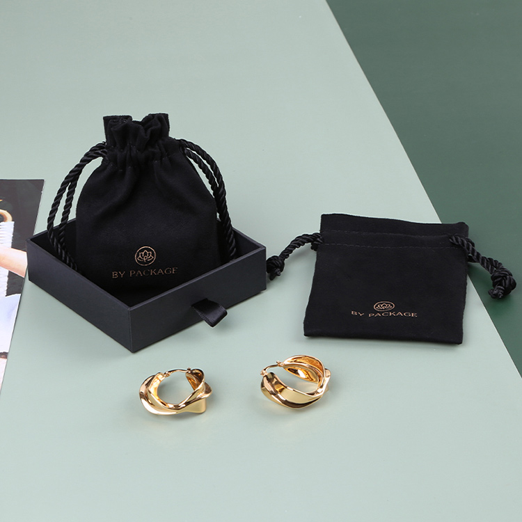 Black custom logo luxury velvet drawstring jewelry pouches wholesale