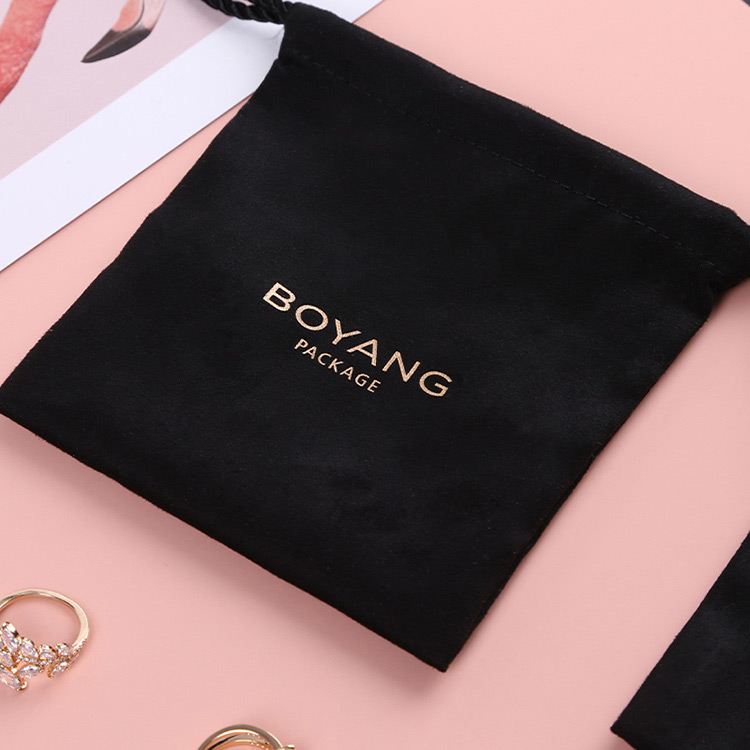 Manufacturer custom black drawstring velvet bags with logo