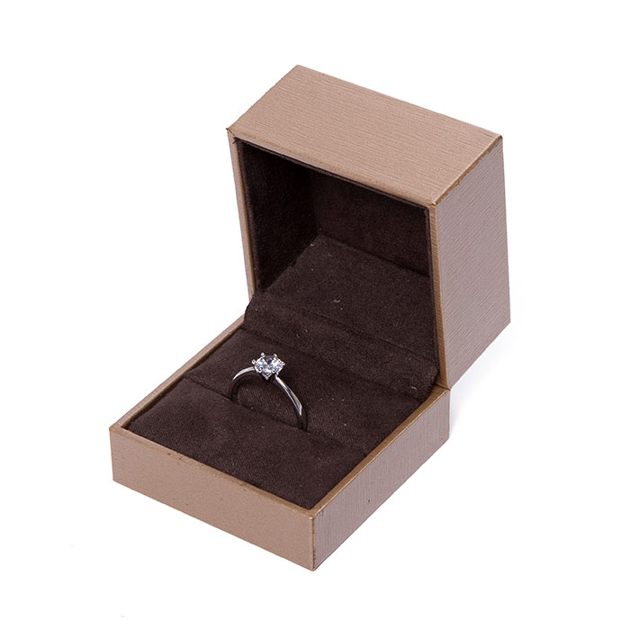 The big sales for the custom jewelry gift box