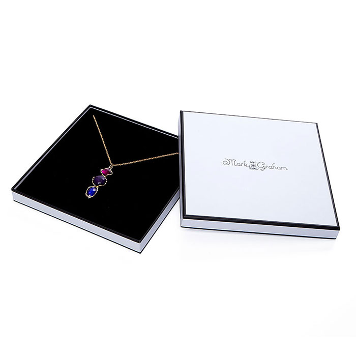 China Custom Logo Exquisite Jewelry box