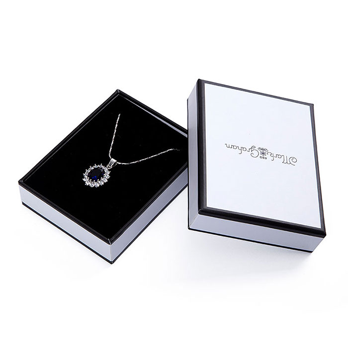 China Custom Logo Exquisite Jewelry box