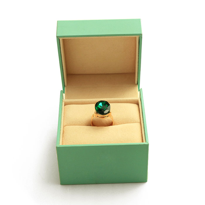 Green plastic ring boxes, custom pearl ring box manufacturers