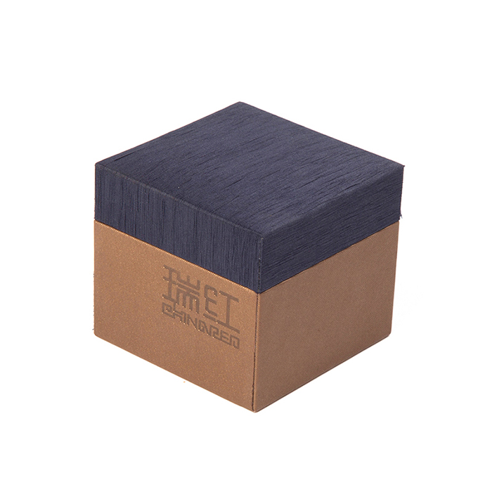 Custom luxury plastic jewelry box manufacturer