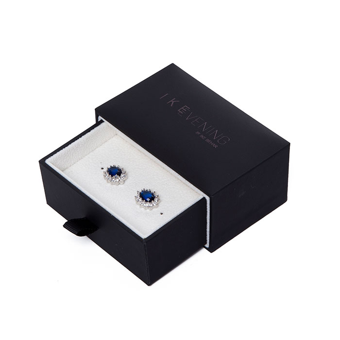 The black custom large jewelry box looks very sedate