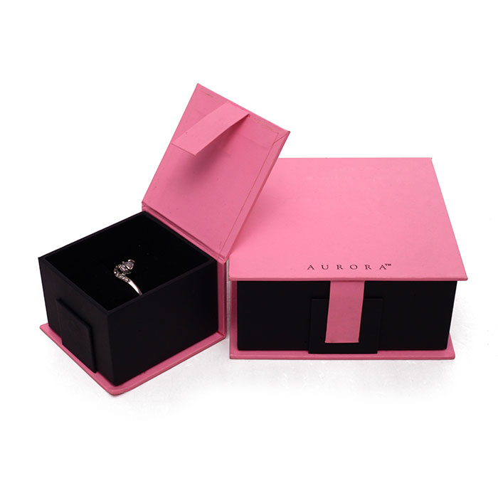 Customized jewelry packaging box